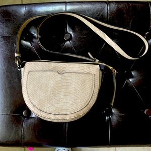 EXPRESS Crossbody Bag - Nude with a reptile like pattern